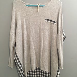 Gray Top with Black & White Checkered back